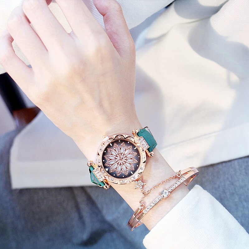 WOMEN'S WATCH + BRACELET Trendy and Elegant