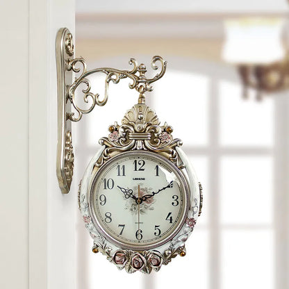 VINTAGE HANGING CLOCK